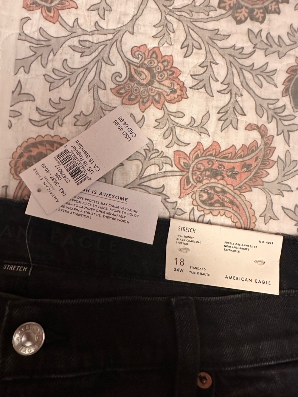 American Eagle Outfitters Black 90’s Skinny Jeans NWT - Picture 2 of 3